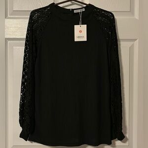 MIHOLL Waffle Top With See Thru Lace Sleeves Black Size: M